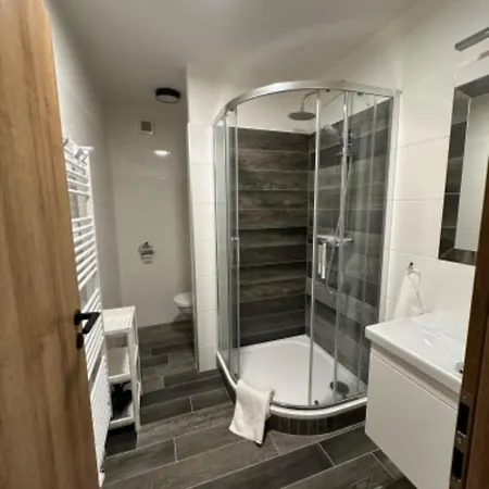 Aparthotel Vesna 3*