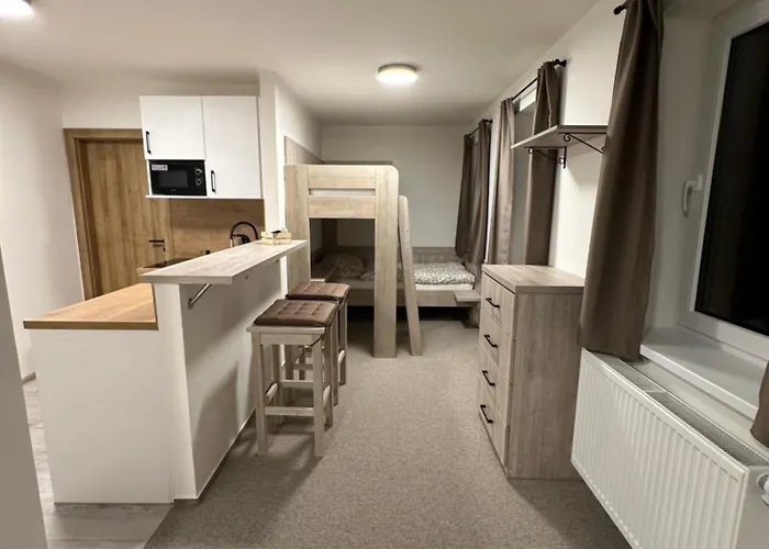 Vesna Aparthotel 3*